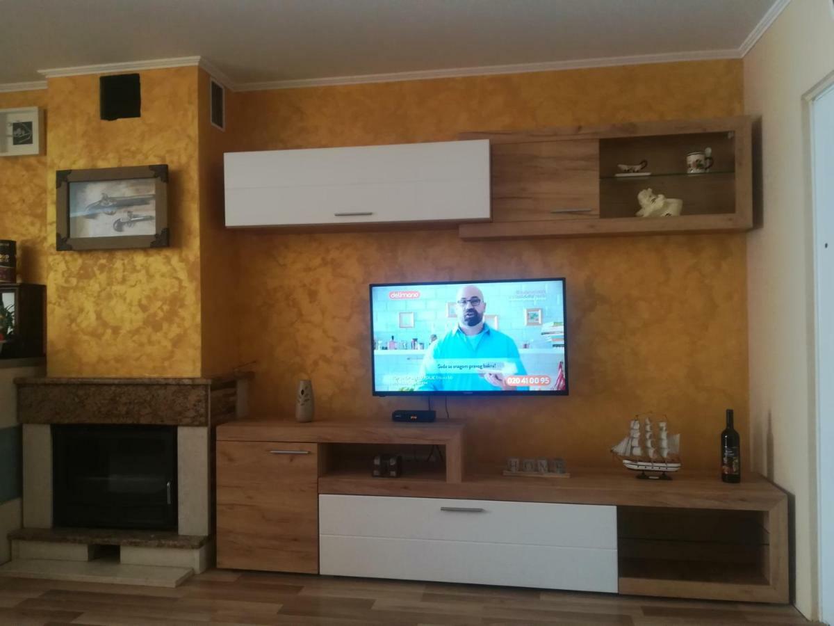 Vis Jaz Apartment *